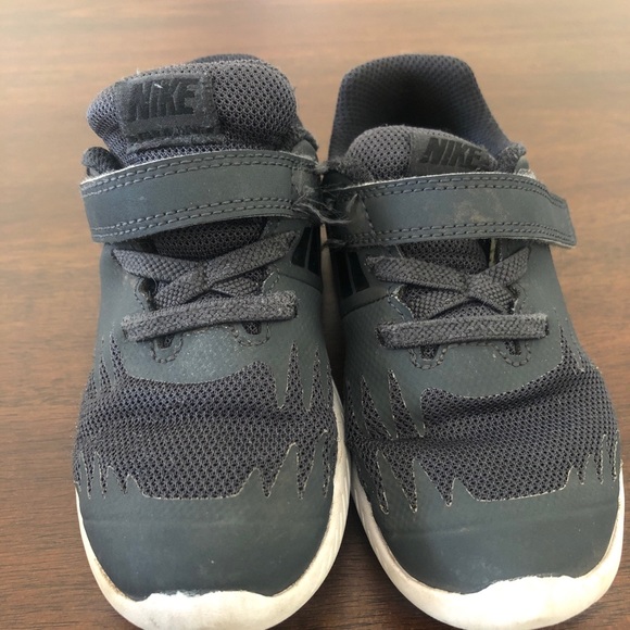 Nike VQ1 & VH1 Toddler shoes - Picture 2 of 7